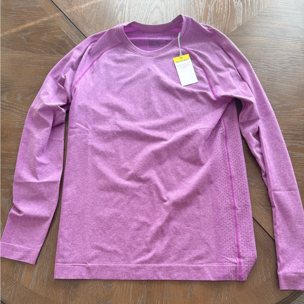 Men’s Figs under scrub